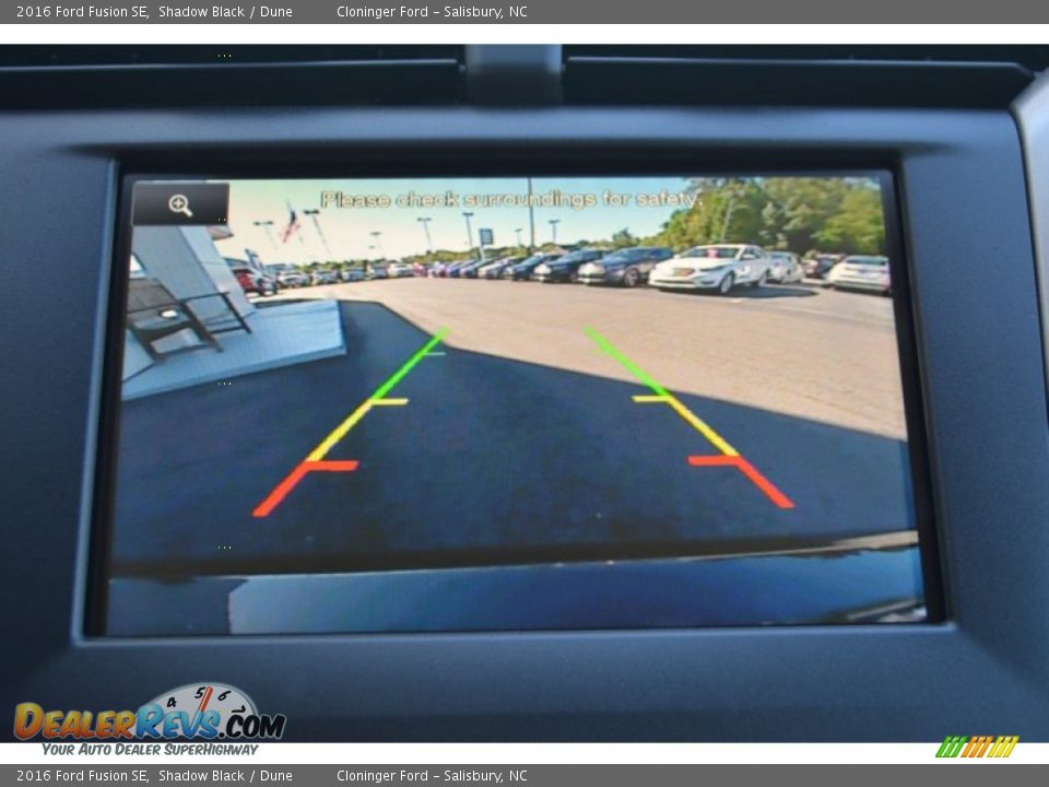 2016 Ford Fusion SE Shadow Black / Dune Photo #16