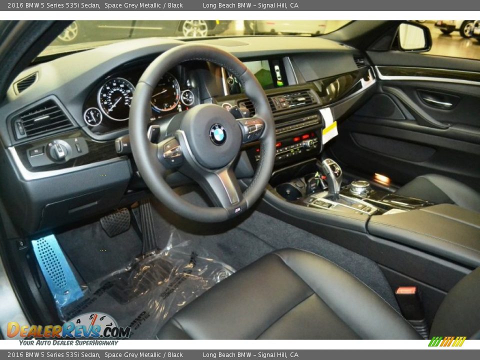 Black Interior - 2016 BMW 5 Series 535i Sedan Photo #6