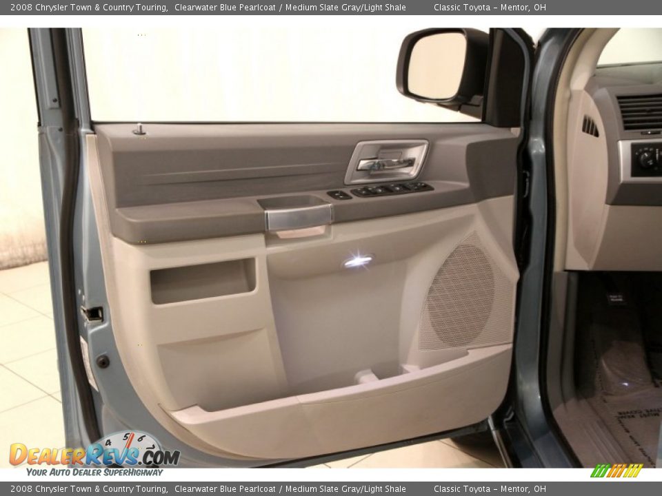 2008 Chrysler Town & Country Touring Clearwater Blue Pearlcoat / Medium Slate Gray/Light Shale Photo #5