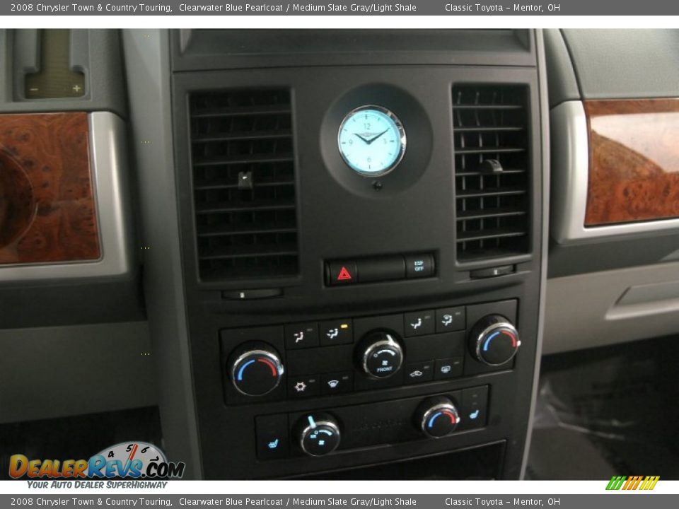 2008 Chrysler Town & Country Touring Clearwater Blue Pearlcoat / Medium Slate Gray/Light Shale Photo #12