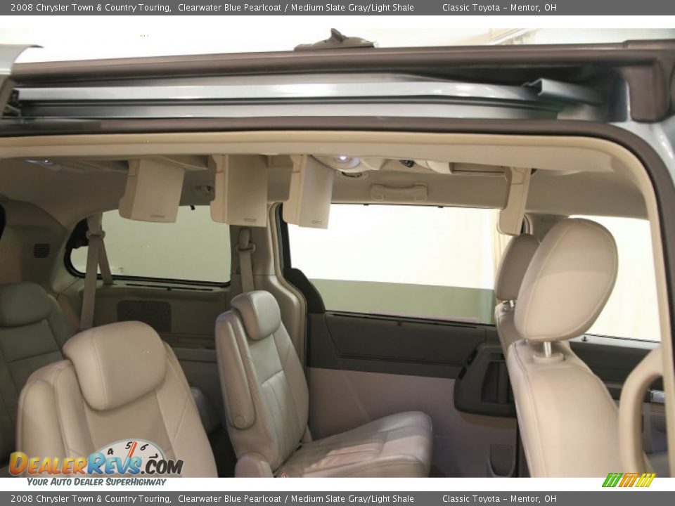 2008 Chrysler Town & Country Touring Clearwater Blue Pearlcoat / Medium Slate Gray/Light Shale Photo #21
