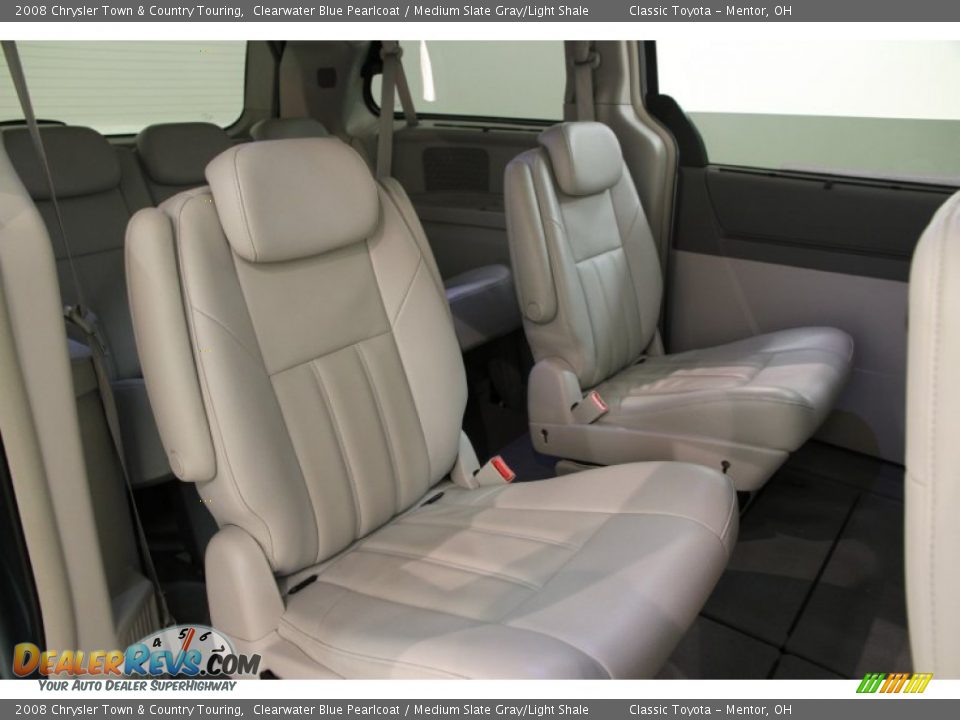 2008 Chrysler Town & Country Touring Clearwater Blue Pearlcoat / Medium Slate Gray/Light Shale Photo #22
