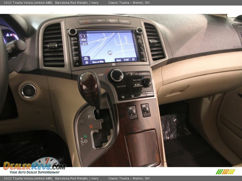 Controls of 2013 Toyota Venza Limited AWD Photo #10