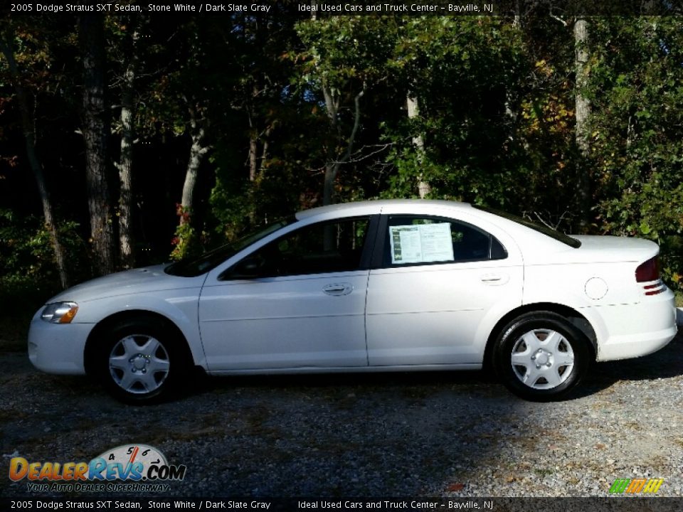 Stone White 2005 Dodge Stratus SXT Sedan Photo #5