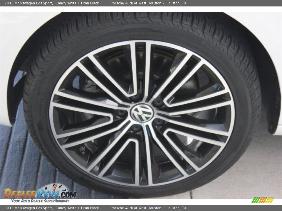 2013 Volkswagen Eos Sport Candy White / Titan Black Photo #4