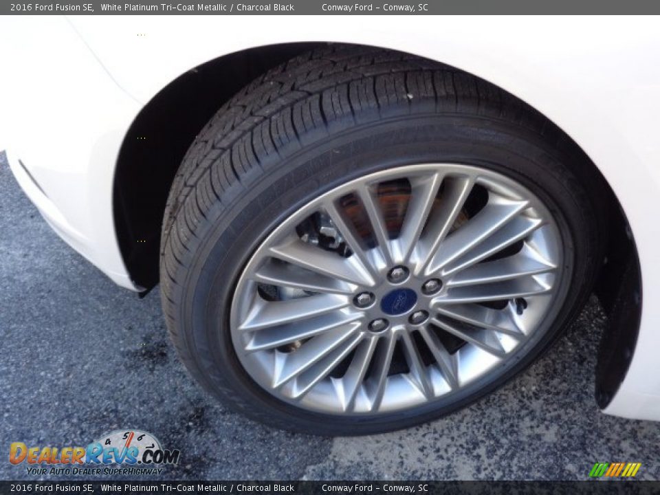2016 Ford Fusion SE White Platinum Tri-Coat Metallic / Charcoal Black Photo #13