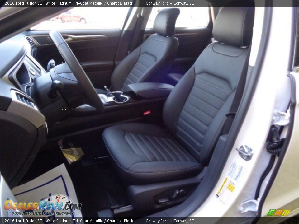 2016 Ford Fusion SE White Platinum Tri-Coat Metallic / Charcoal Black Photo #14
