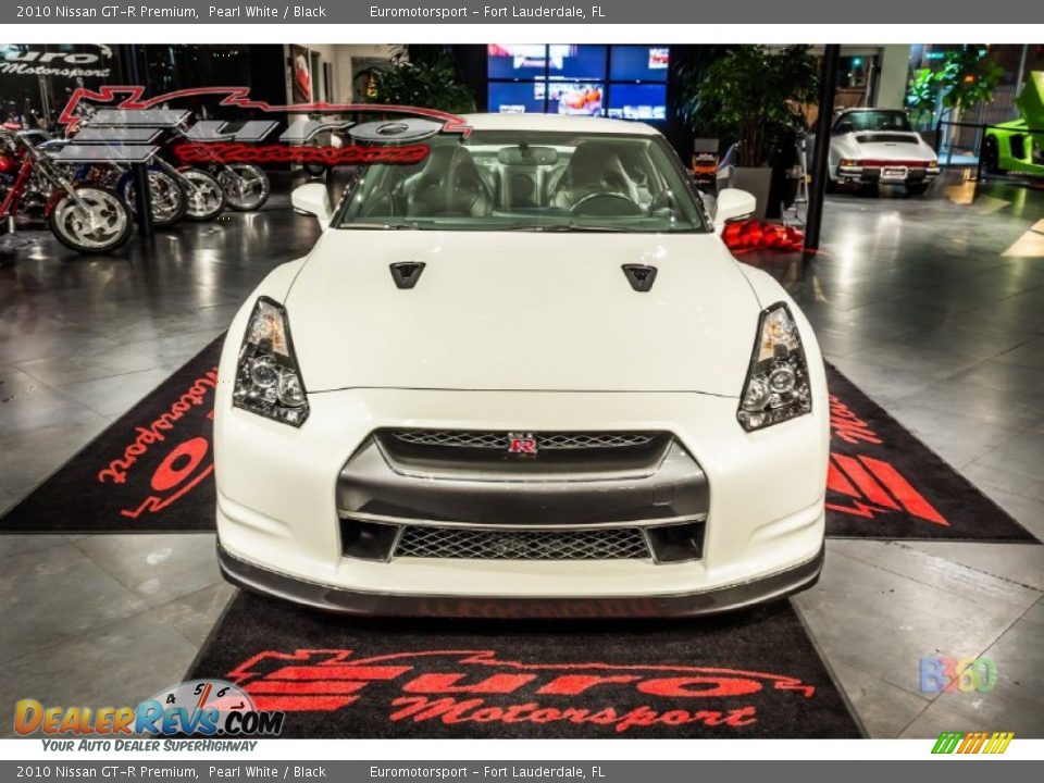 2010 Nissan GT-R Premium Pearl White / Black Photo #3
