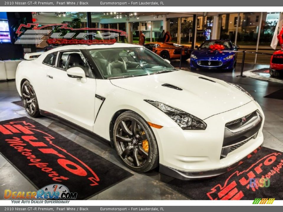 2010 Nissan GT-R Premium Pearl White / Black Photo #5