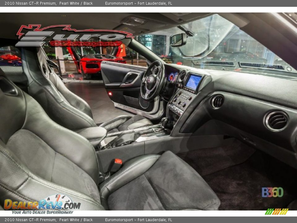 2010 Nissan GT-R Premium Pearl White / Black Photo #8