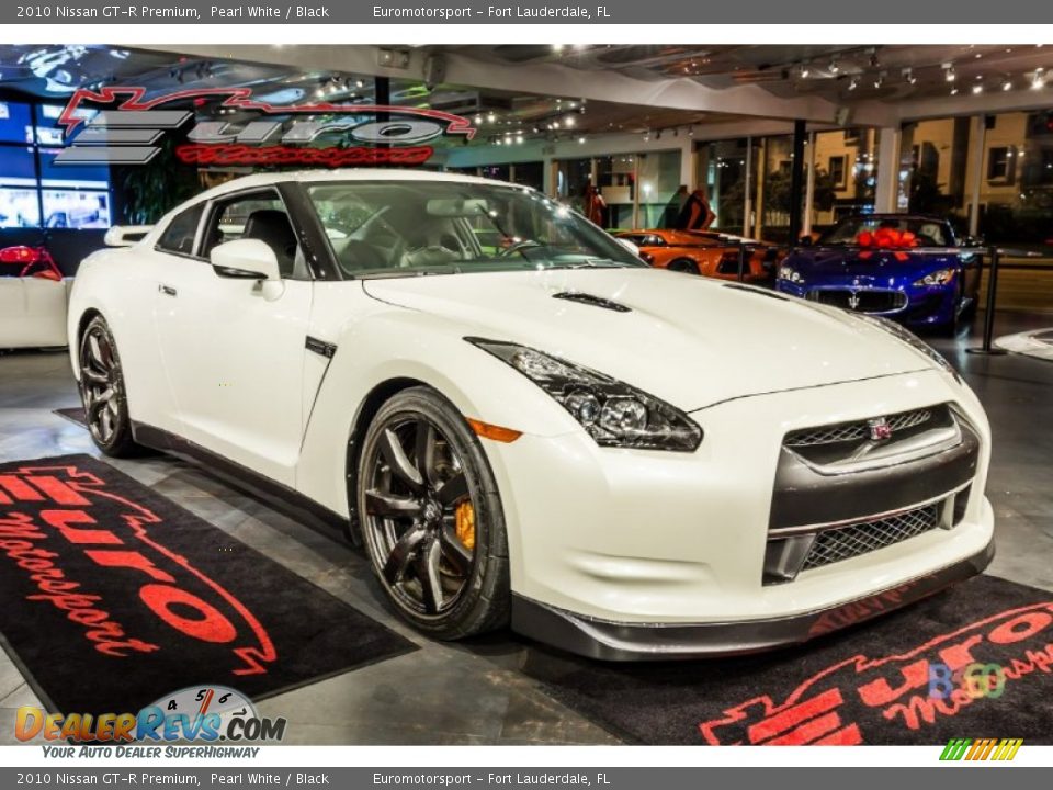 2010 Nissan GT-R Premium Pearl White / Black Photo #17