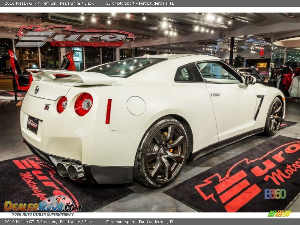 2010 Nissan GT-R Premium Pearl White / Black Photo #18