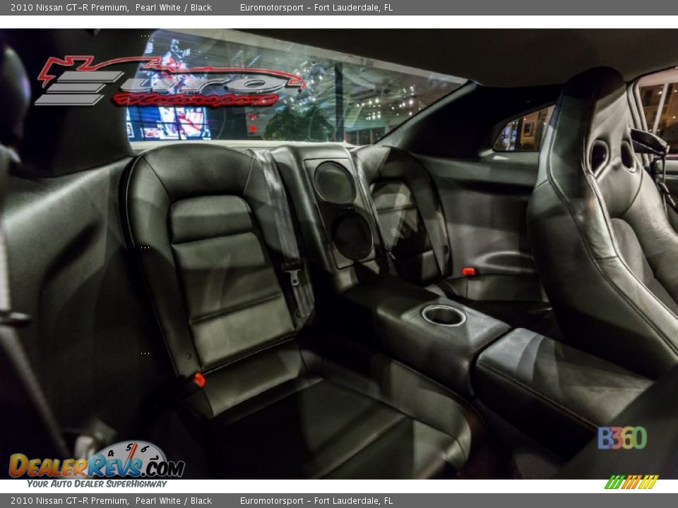 2010 Nissan GT-R Premium Pearl White / Black Photo #45