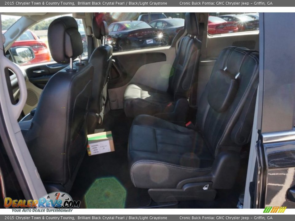 2015 Chrysler Town & Country Touring Brilliant Black Crystal Pearl / Black/Light Graystone Photo #12