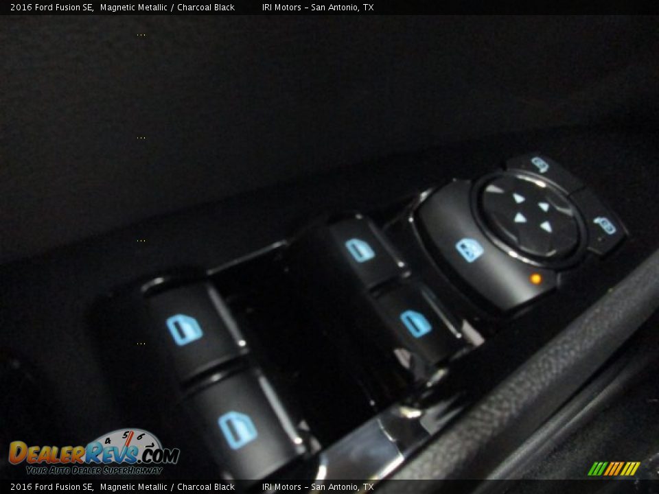 2016 Ford Fusion SE Magnetic Metallic / Charcoal Black Photo #22