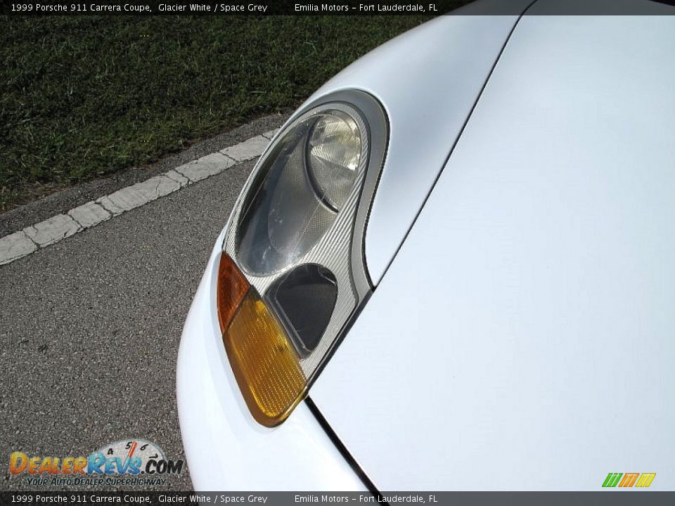 1999 Porsche 911 Carrera Coupe Glacier White / Space Grey Photo #25