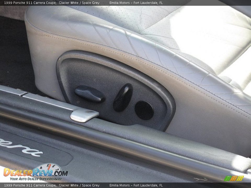 1999 Porsche 911 Carrera Coupe Glacier White / Space Grey Photo #39