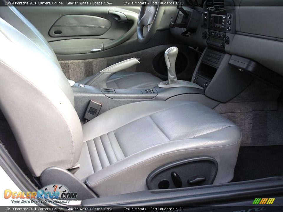 1999 Porsche 911 Carrera Coupe Glacier White / Space Grey Photo #43
