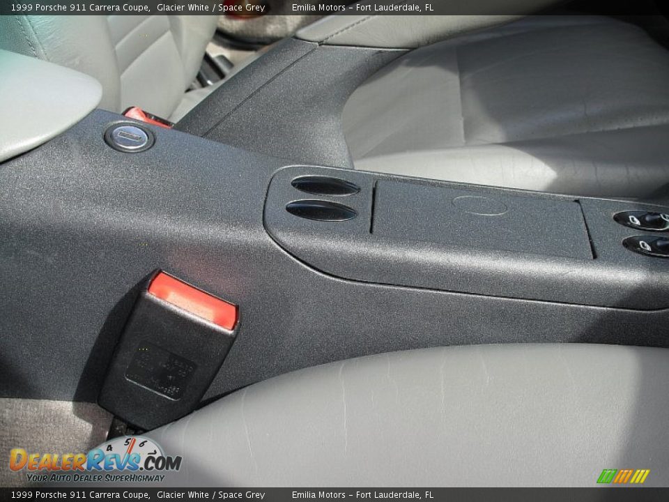 1999 Porsche 911 Carrera Coupe Glacier White / Space Grey Photo #50