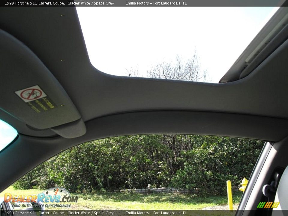 1999 Porsche 911 Carrera Coupe Glacier White / Space Grey Photo #54