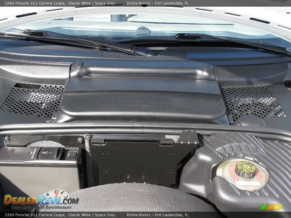 1999 Porsche 911 Carrera Coupe Glacier White / Space Grey Photo #60