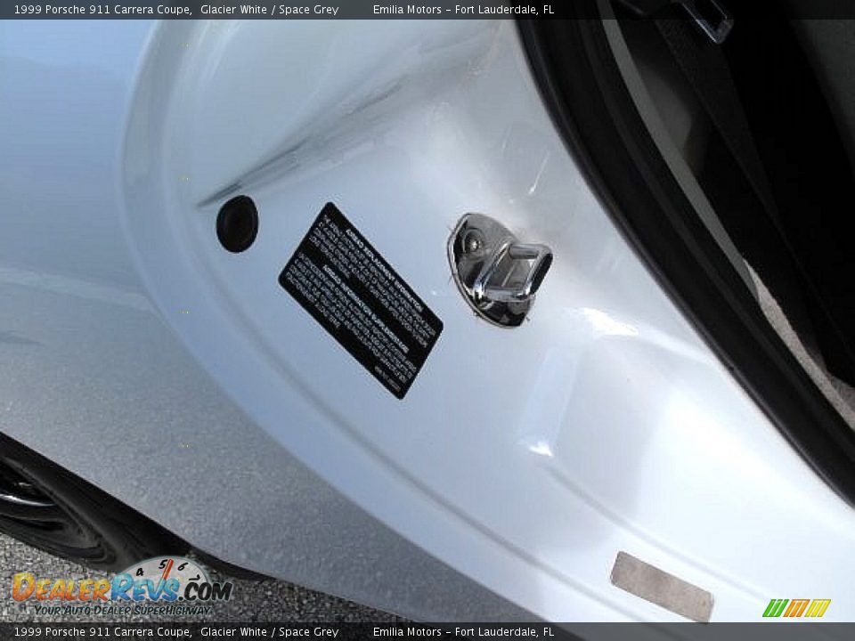 1999 Porsche 911 Carrera Coupe Glacier White / Space Grey Photo #63