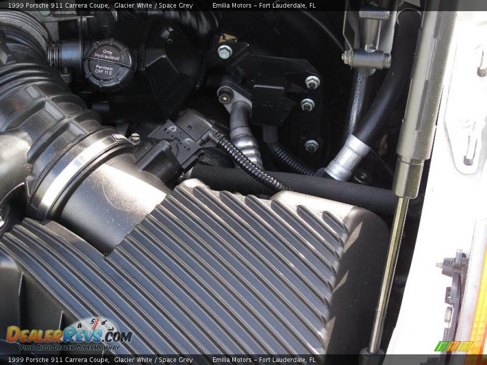 1999 Porsche 911 Carrera Coupe Glacier White / Space Grey Photo #69