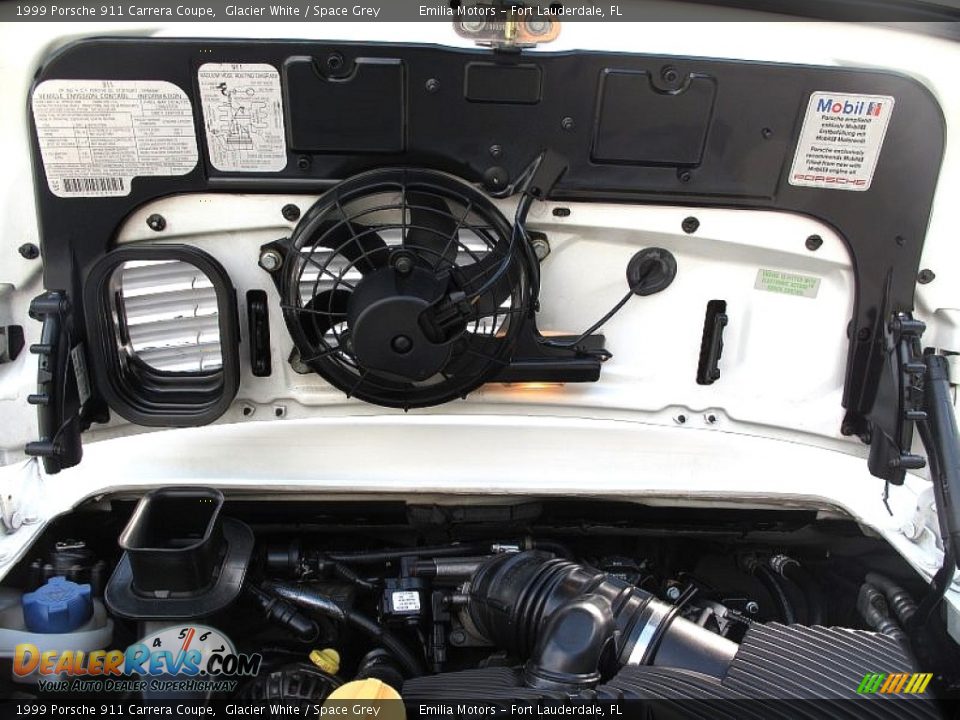 1999 Porsche 911 Carrera Coupe Glacier White / Space Grey Photo #70