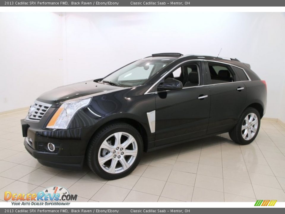 Front 3/4 View of 2013 Cadillac SRX Performance FWD Photo #3