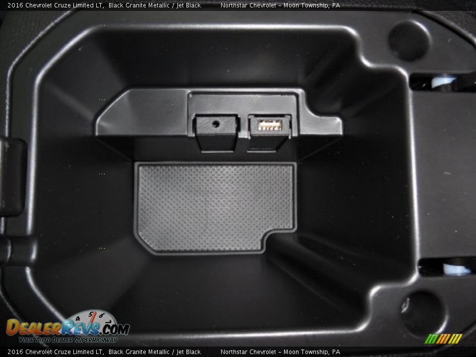 2016 Chevrolet Cruze Limited LT Black Granite Metallic / Jet Black Photo #19