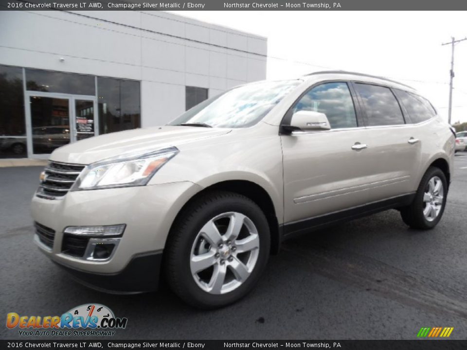 2016 Chevrolet Traverse LT AWD Champagne Silver Metallic / Ebony Photo #1