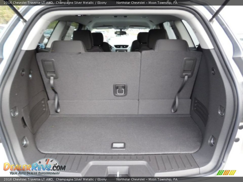 2016 Chevrolet Traverse LT AWD Champagne Silver Metallic / Ebony Photo #7