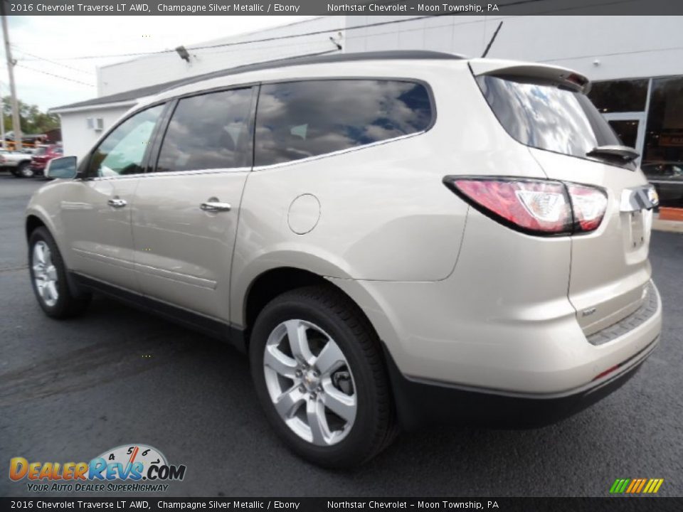 2016 Chevrolet Traverse LT AWD Champagne Silver Metallic / Ebony Photo #8