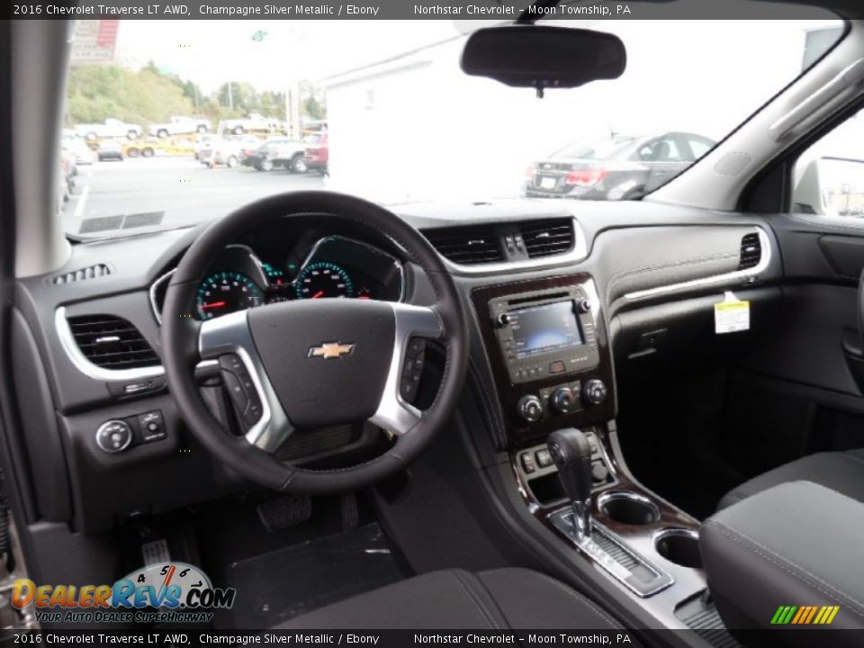 2016 Chevrolet Traverse LT AWD Champagne Silver Metallic / Ebony Photo #13