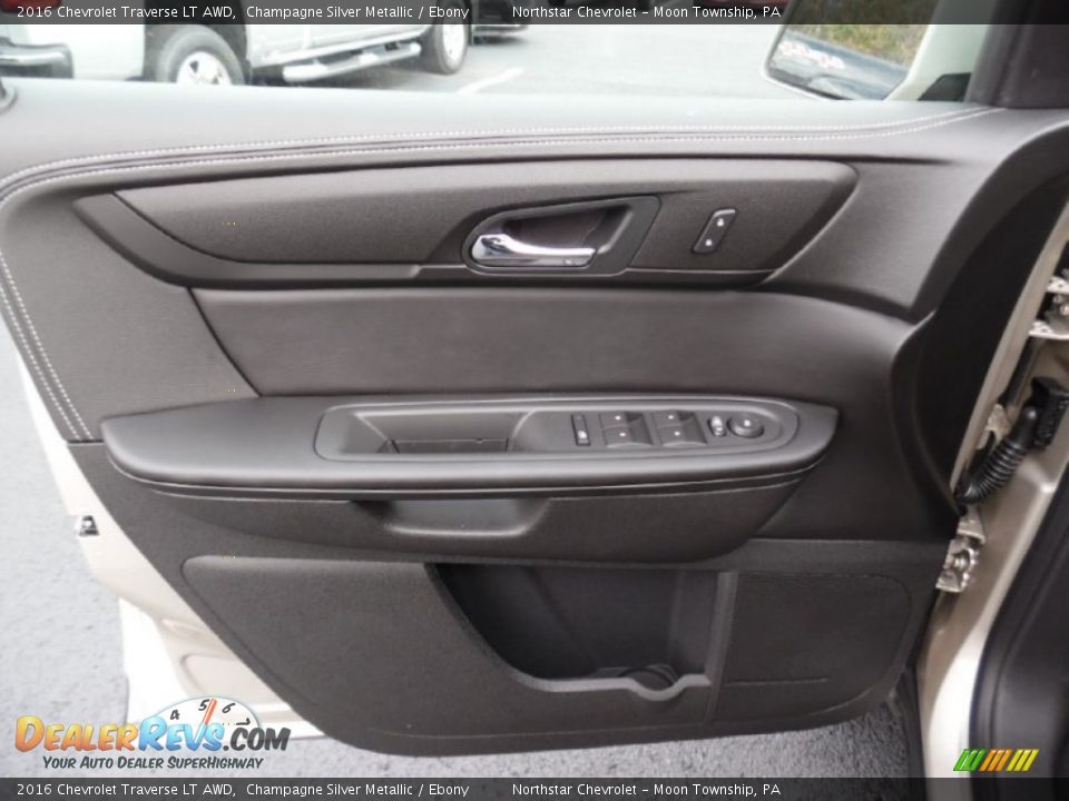 2016 Chevrolet Traverse LT AWD Champagne Silver Metallic / Ebony Photo #14