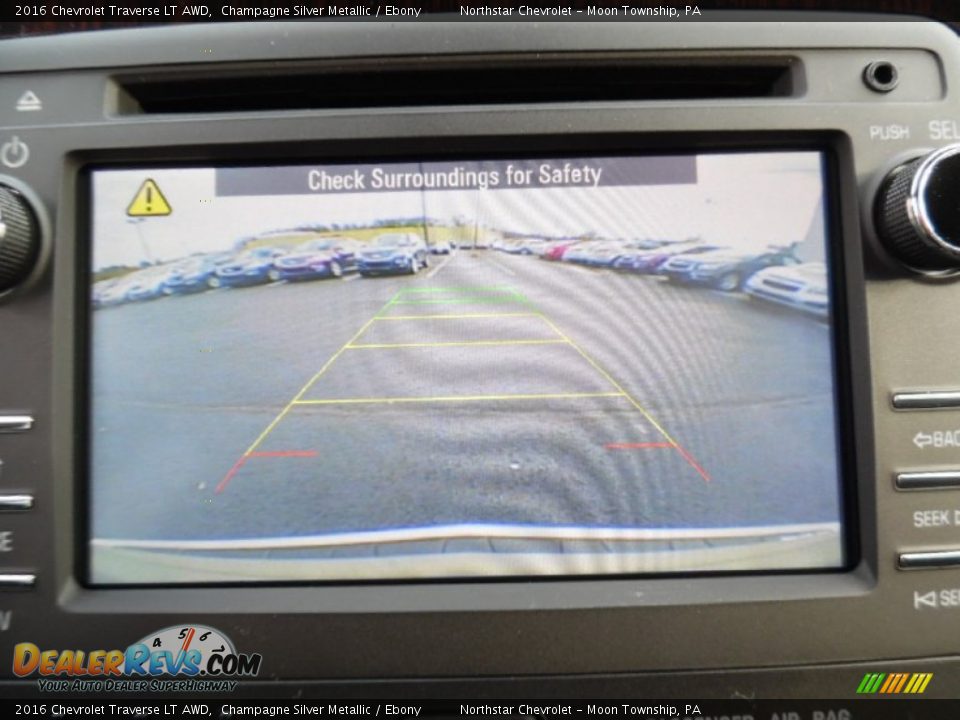 2016 Chevrolet Traverse LT AWD Champagne Silver Metallic / Ebony Photo #18