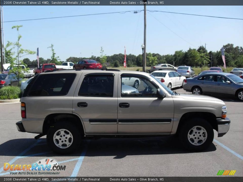 2006 Chevrolet Tahoe LS 4WD Sandstone Metallic / Tan/Neutral Photo #5