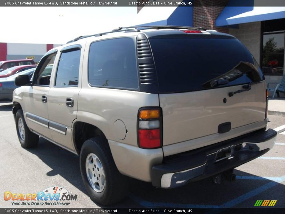2006 Chevrolet Tahoe LS 4WD Sandstone Metallic / Tan/Neutral Photo #8