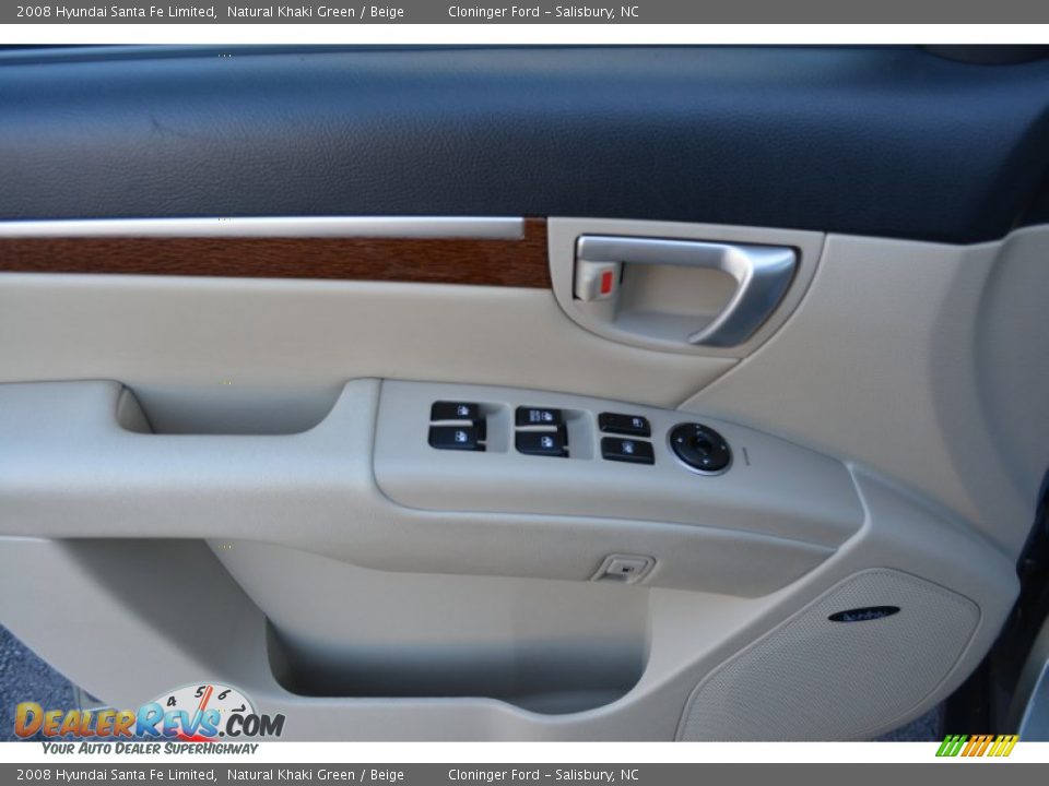 Door Panel of 2008 Hyundai Santa Fe Limited Photo #9