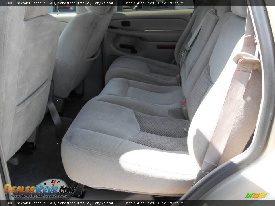 2006 Chevrolet Tahoe LS 4WD Sandstone Metallic / Tan/Neutral Photo #15