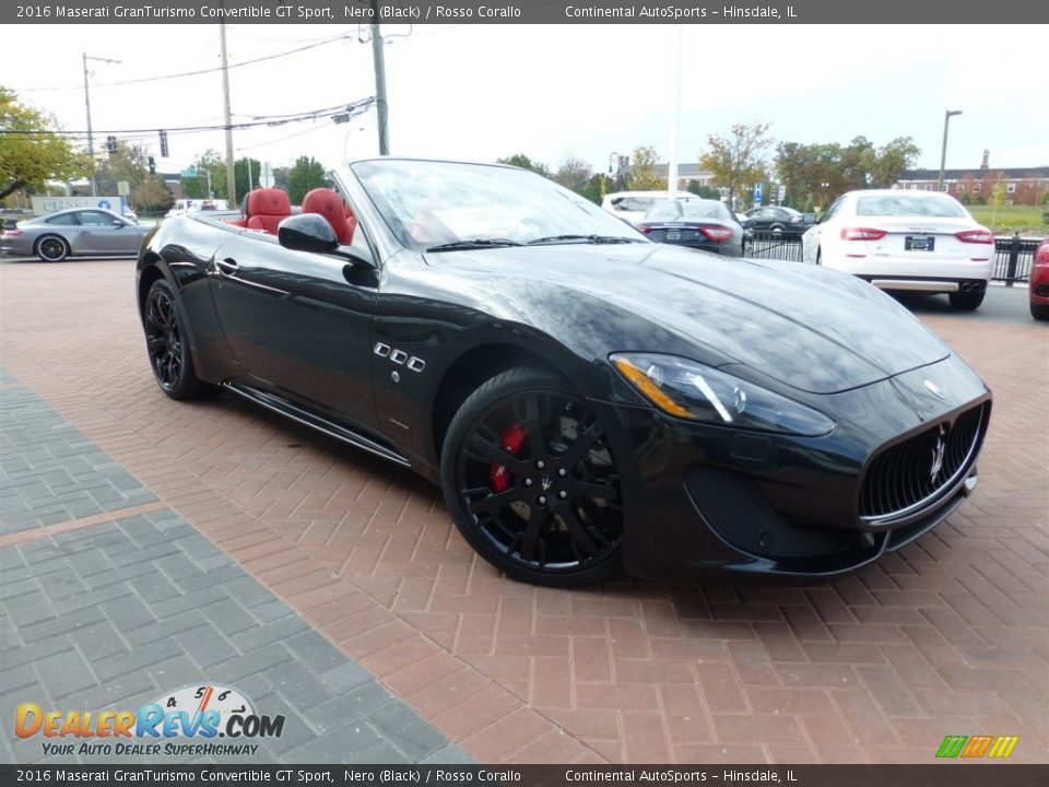 Front 3/4 View of 2016 Maserati GranTurismo Convertible GT Sport Photo #1