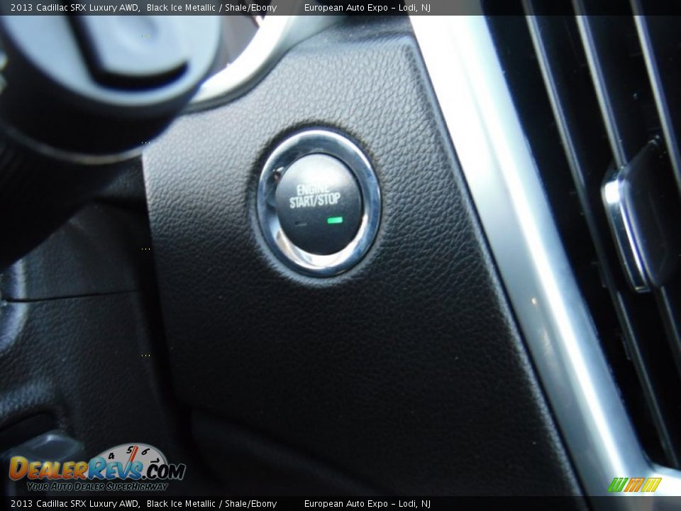Controls of 2013 Cadillac SRX Luxury AWD Photo #26