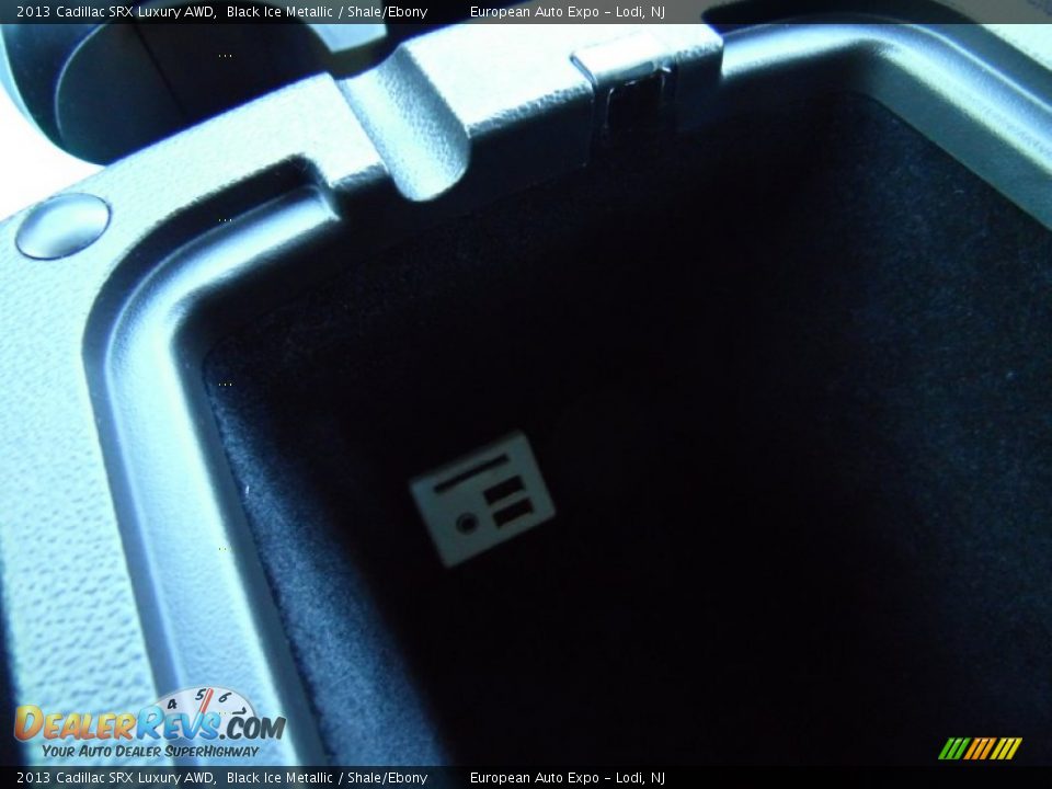 2013 Cadillac SRX Luxury AWD Black Ice Metallic / Shale/Ebony Photo #30