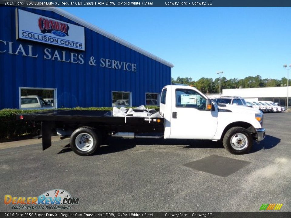 2016 Ford F350 Super Duty XL Regular Cab Chassis 4x4 DRW Oxford White / Steel Photo #2