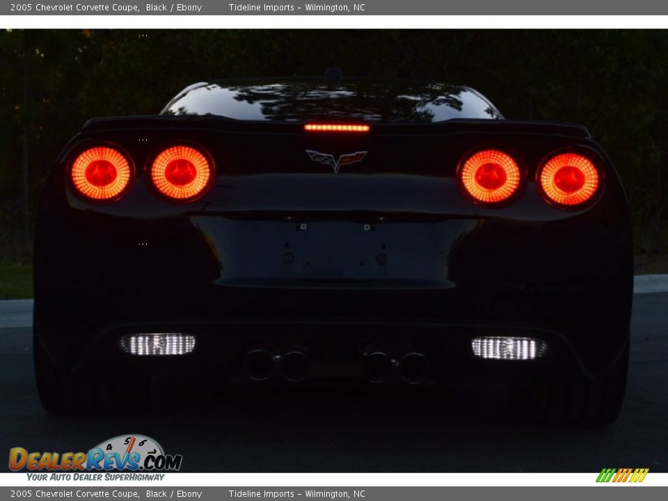 2005 Chevrolet Corvette Coupe Black / Ebony Photo #11