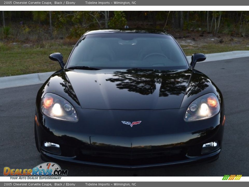 2005 Chevrolet Corvette Coupe Black / Ebony Photo #26
