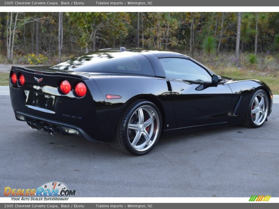 2005 Chevrolet Corvette Coupe Black / Ebony Photo #33