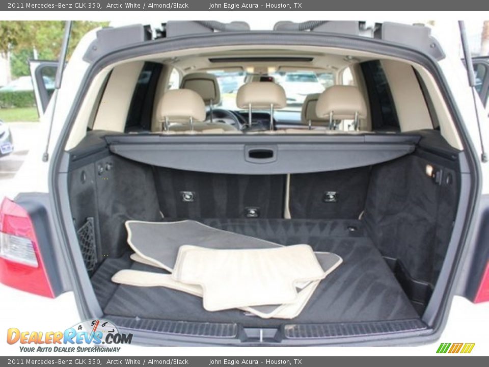 2011 Mercedes-Benz GLK 350 Arctic White / Almond/Black Photo #18