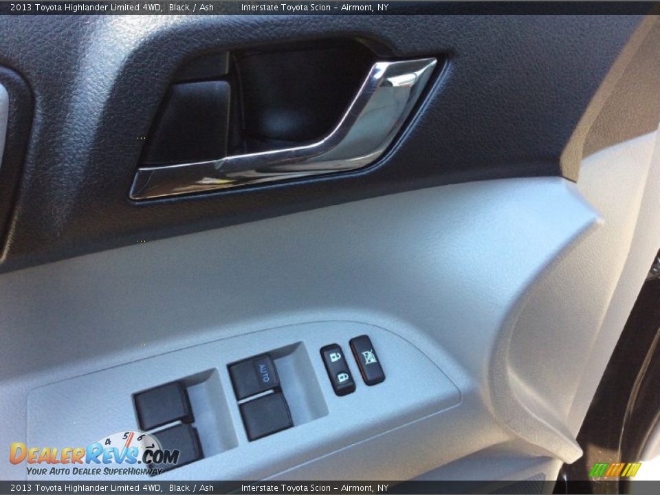 2013 Toyota Highlander Limited 4WD Black / Ash Photo #8