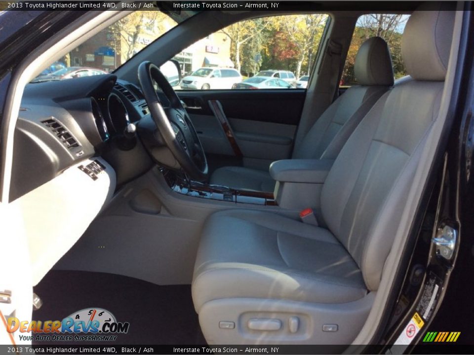 2013 Toyota Highlander Limited 4WD Black / Ash Photo #10